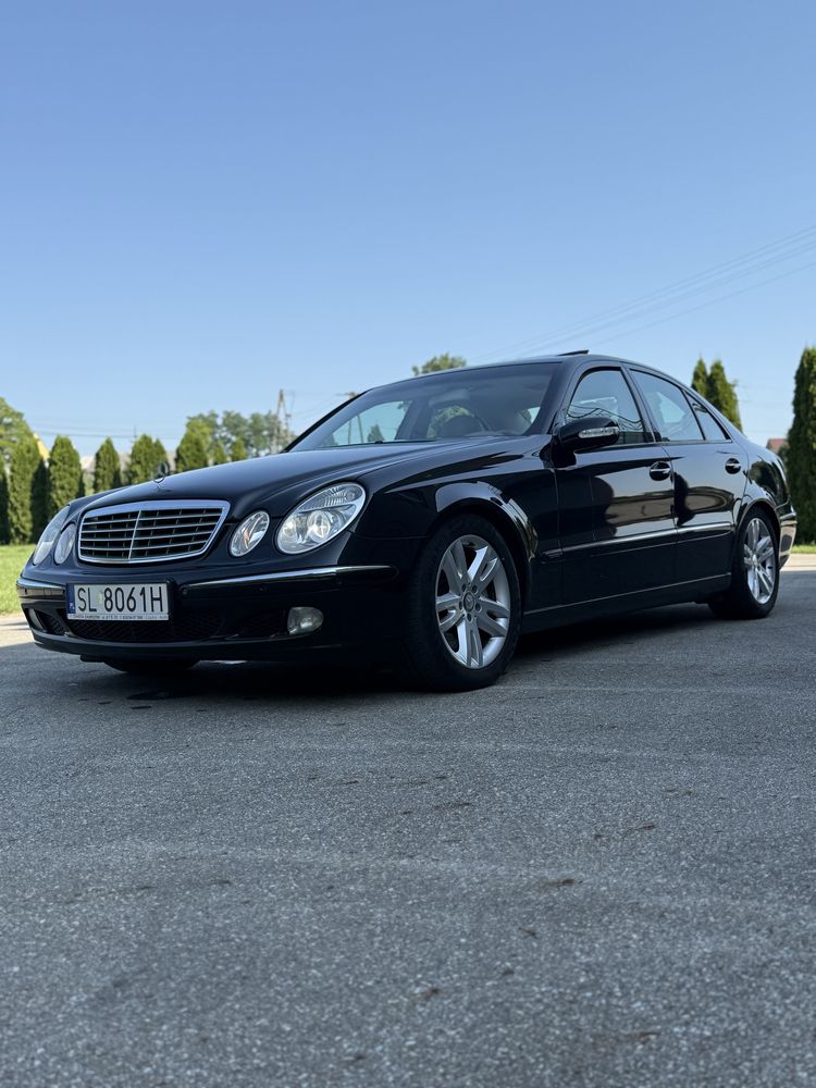 Mercedes E500 W211 5.0 V8