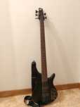 Baixo Ibanez SR305eb 5 cordas