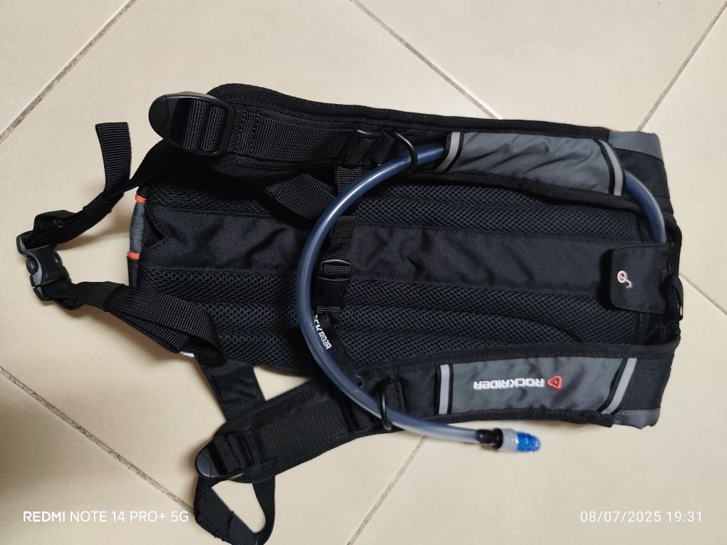 Saco de hidratação Rockrider novo para ciclismo e caminhadas