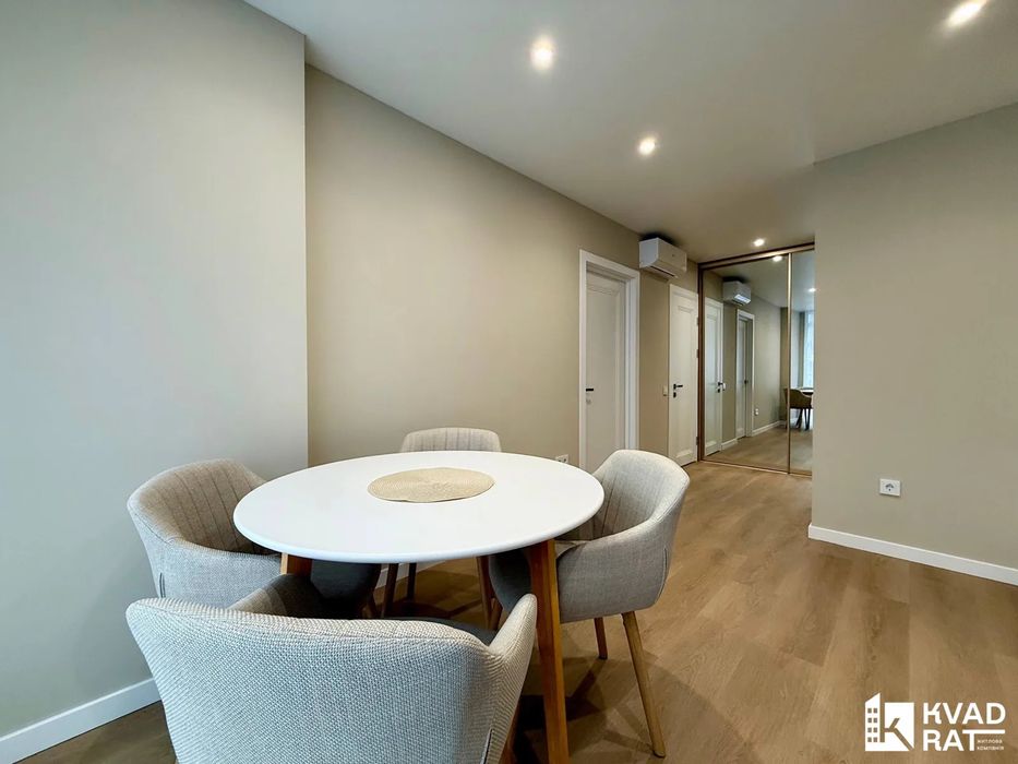 Перша здача ! 1км квартира з балконом !