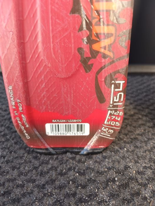 Narty zjazdowe Rossignol