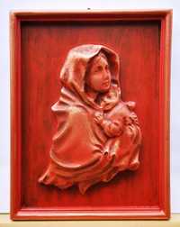 Matka Boska z Dzieciątkiem płaskorzeźba czerwona