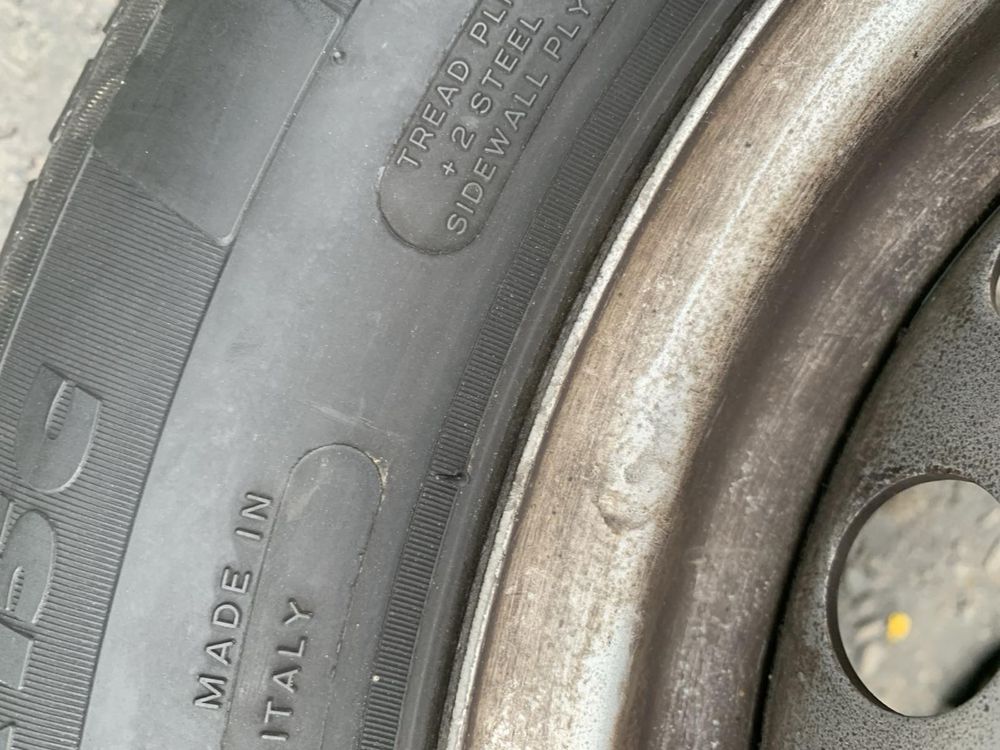 Шини 215/65 R15C пара Michelin літо, 2022р, 6,4мм 215 65 15C