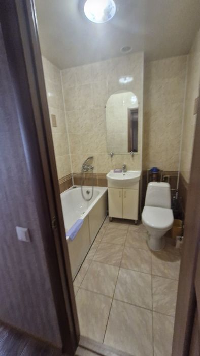 Продаж однокімнокімнатної з автономним опаленням!