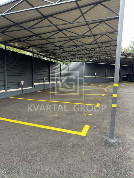 Продам криту парковку в Ірпені із зарядкою для електроавто