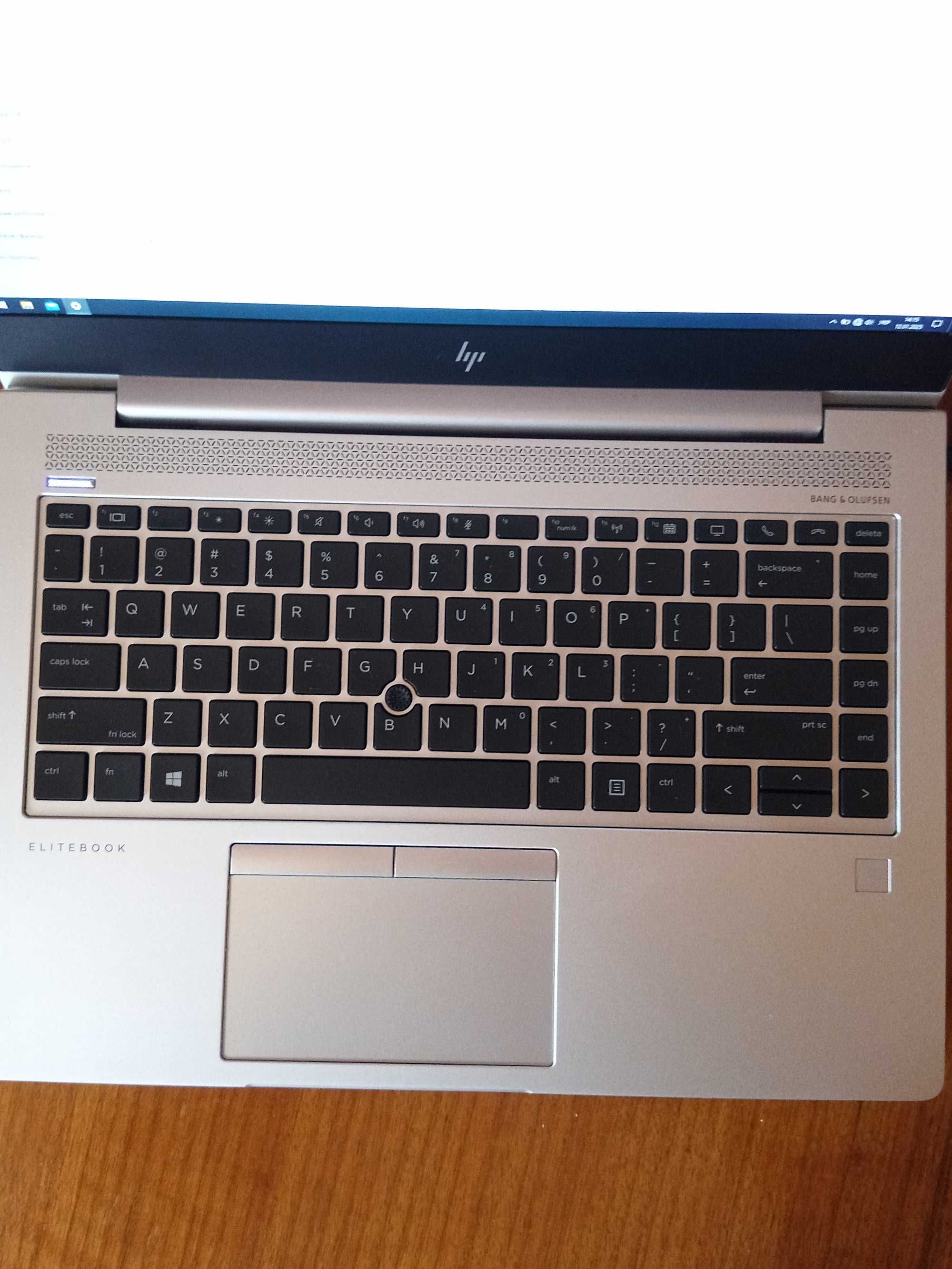 HP MT44 14"FHD/AMD Ryzen 3 PRO 2300U/DDR4 8 GB/SSD 512 GB NVMe