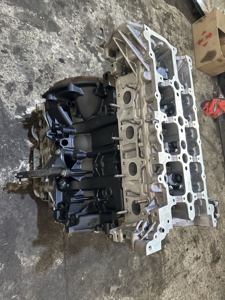 Кап Ремонт Двигуна Вашого Автомобіля, RENAULT