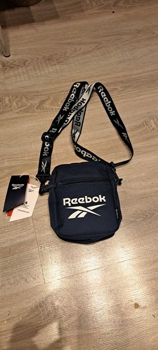 Nerka listonoszka reebok