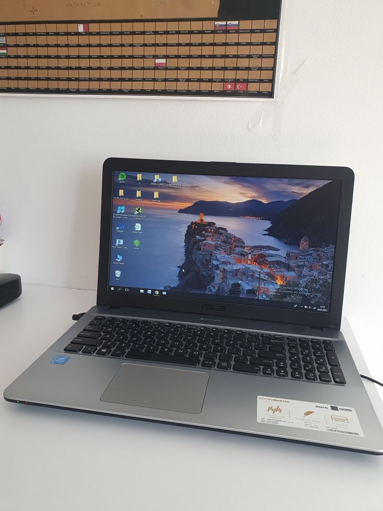 Laptop ASUS VIVOBOOK MAX – 4GB RAM / 500GB HDD / Intel Pentium