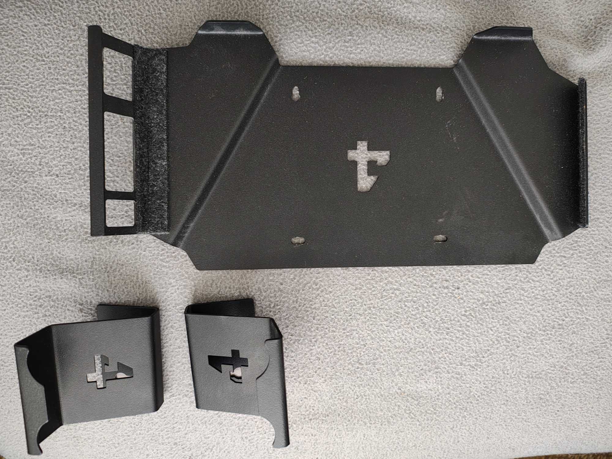 Zestaw uchwytów do konsoli PS4