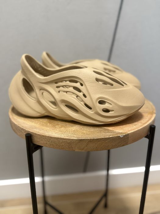 Buty adidas Yazzy  Foam