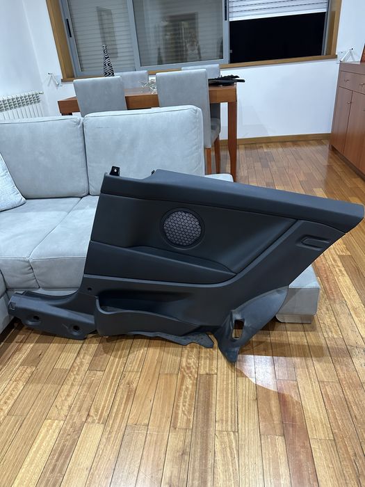 Quartelas Traseiras em Pele Opel Astra H GTC