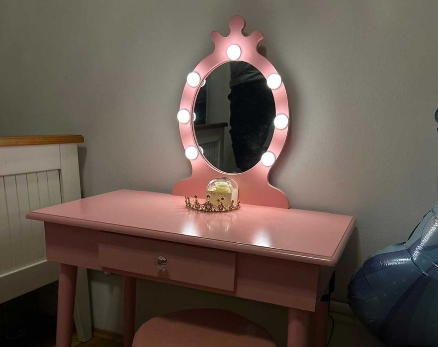 туалетний столик + стільчик з підсвіткою для макіяжу / рожевий / новий
