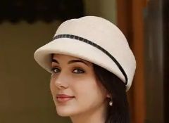 Продам теплу жіночу шапку