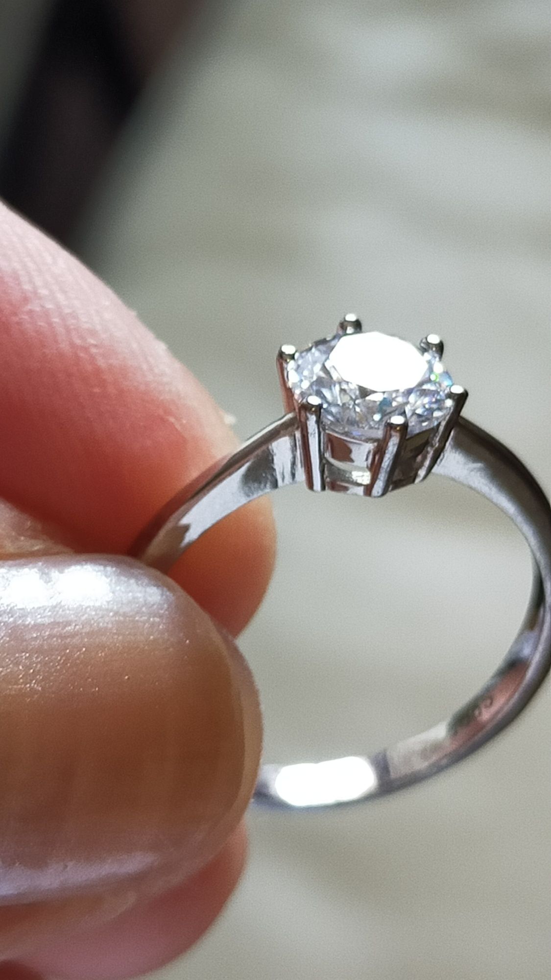 Vendo anel prata S925 prata c diamante moissanite