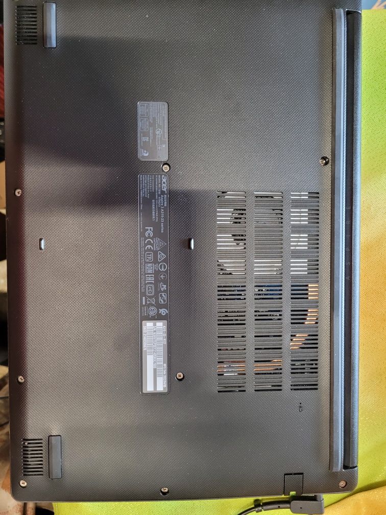 Laptop Acer Aspire 3 A315-23-R7Z7