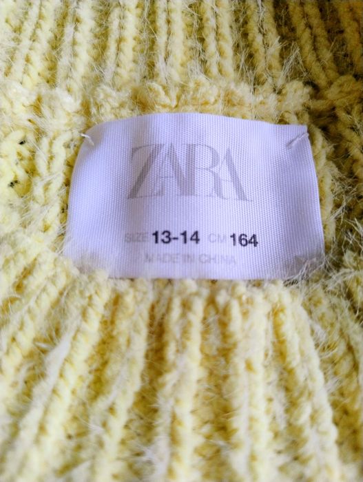 Теплий в'язаний лимонний светр ZARA