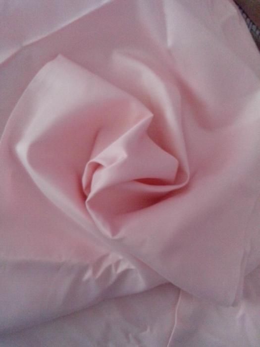 Отрез ткани шелк розовый