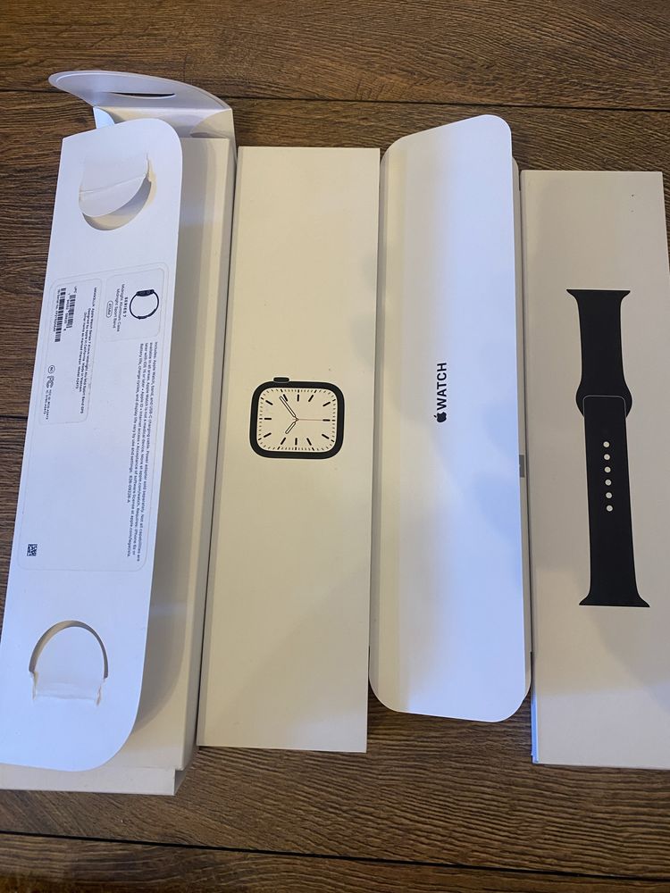 Смарт годинник Apple Watch 7 41mm