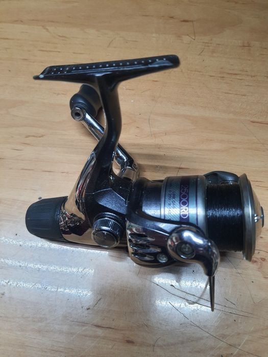 Kołowrotek shimano sienna 2500RB