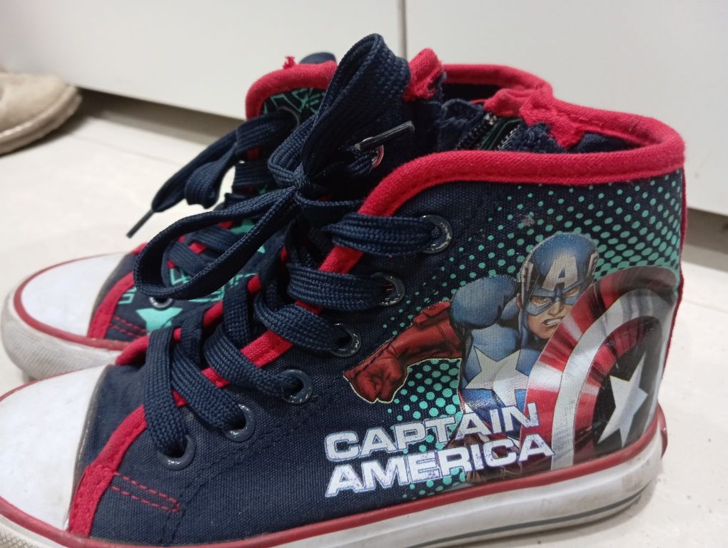 Buty dla chłopca za kostkę 30 marvel