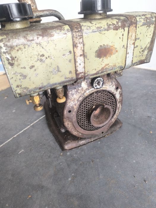 Bomba de água gasolina/petróleo e macaco