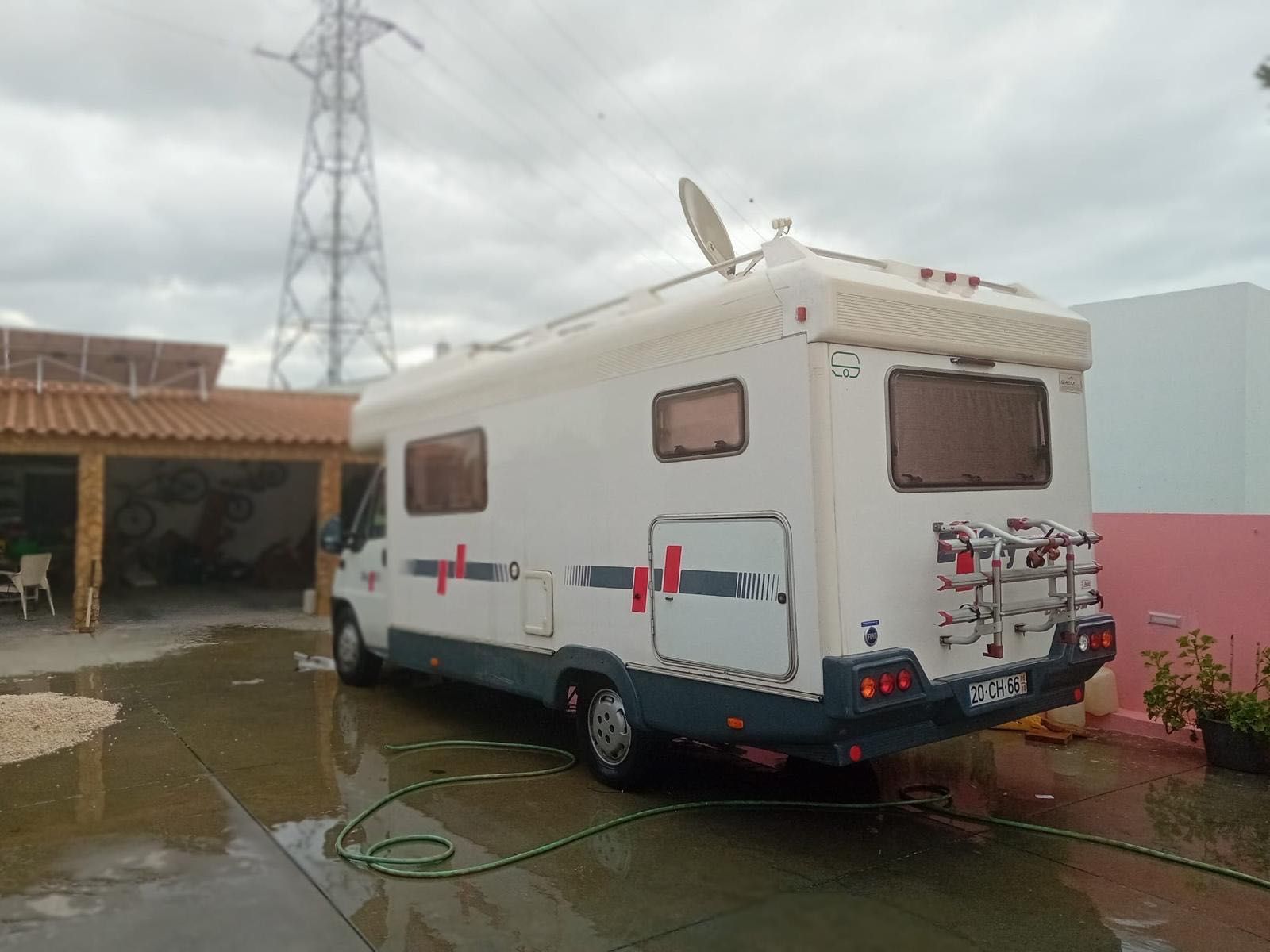 Autocaravana capacidade até 6pessoas