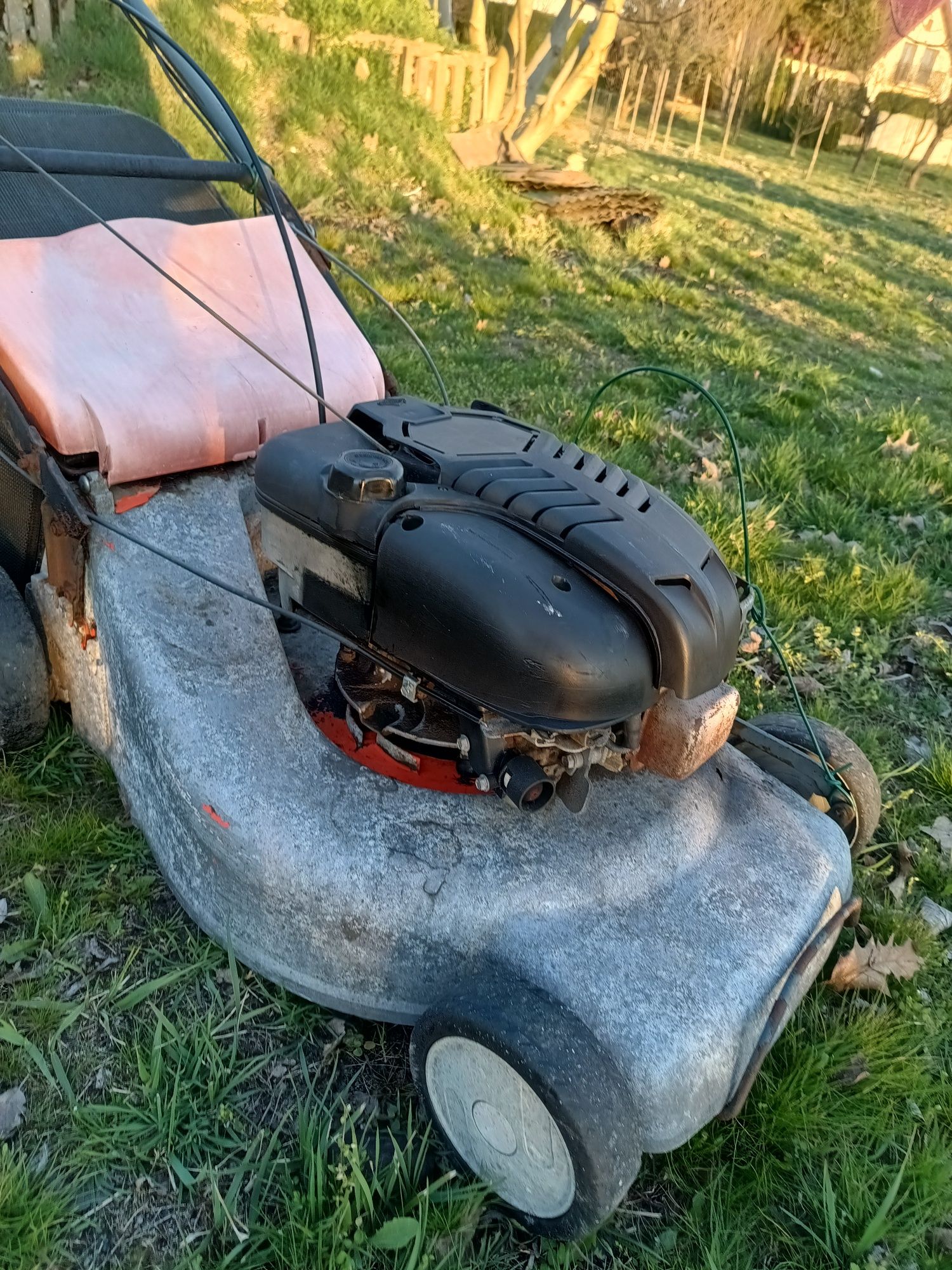 Kosiarka spalinowa Husqvarna royal 53s silnik briggs stratton  6km