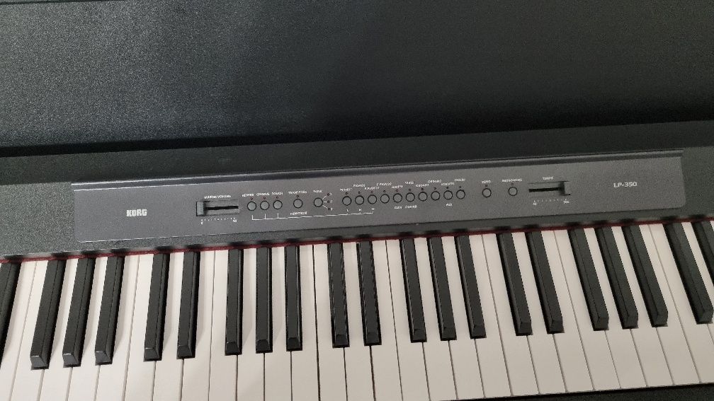 KORG LP350 stan techniczny idealny. Okazja