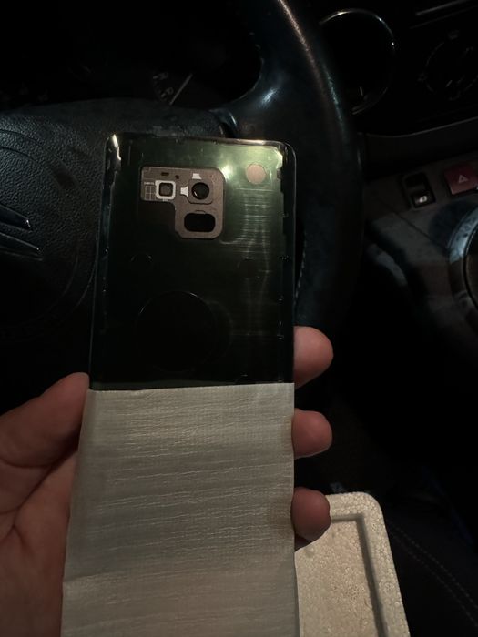 Задня кришка samsung galaxy  a 8 plus  (a730)