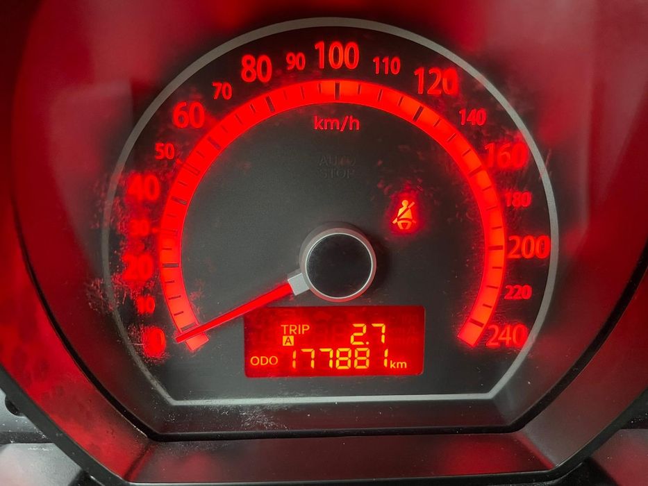 Kia cee'd 1.4 benzyna 177 tys przebieg