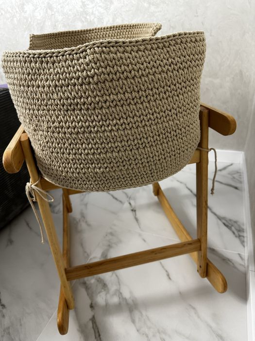 Переносна вʼязана люлька качалка для немовлят 0-6 місяців