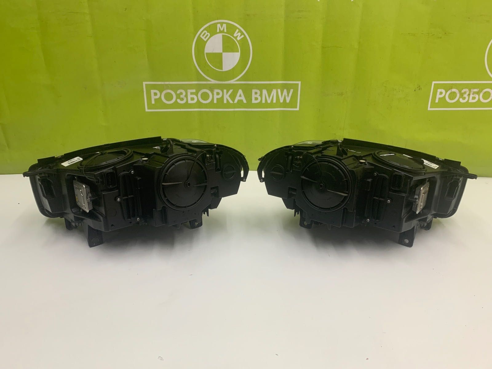 Фара левая правая BMW X5 F15 USA адаптивная фара БМВ Х5 Ф15 США фары