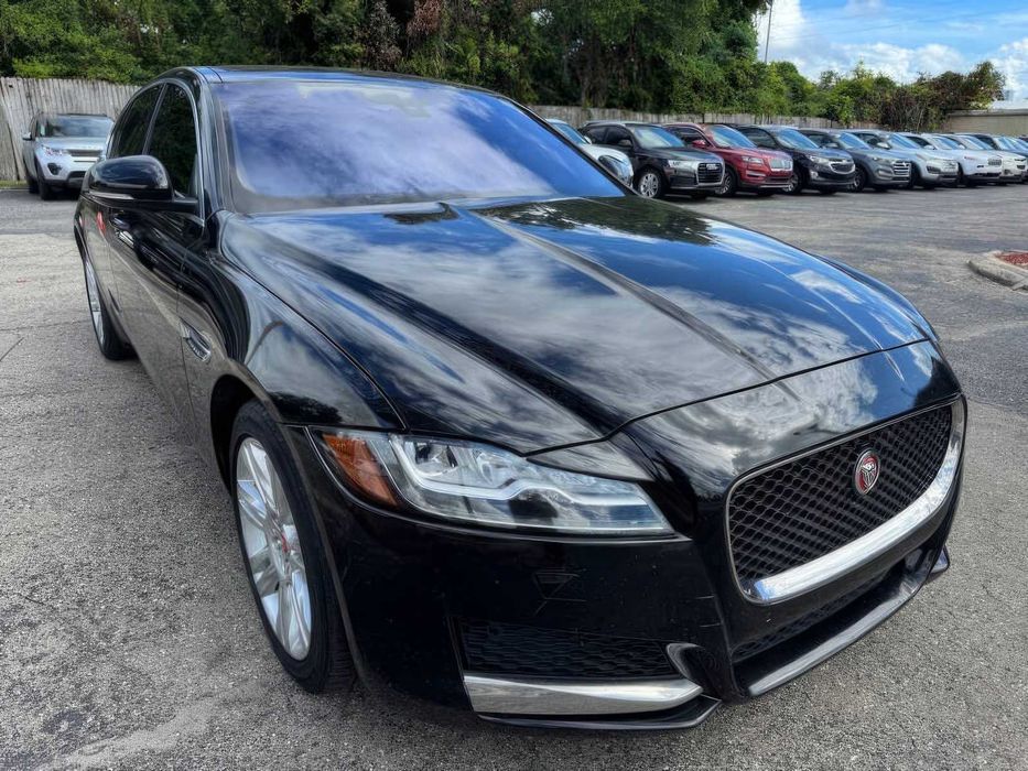 Jaguar XF 35t Premium      2017