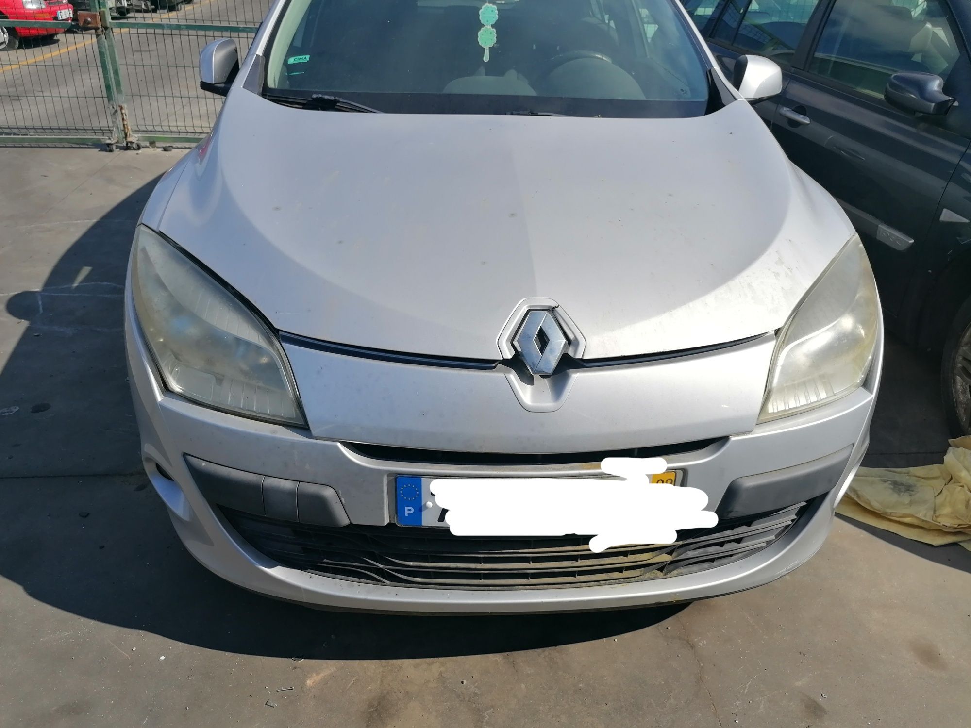 Renault Megane III Sport Tourer 2013 chapeleira