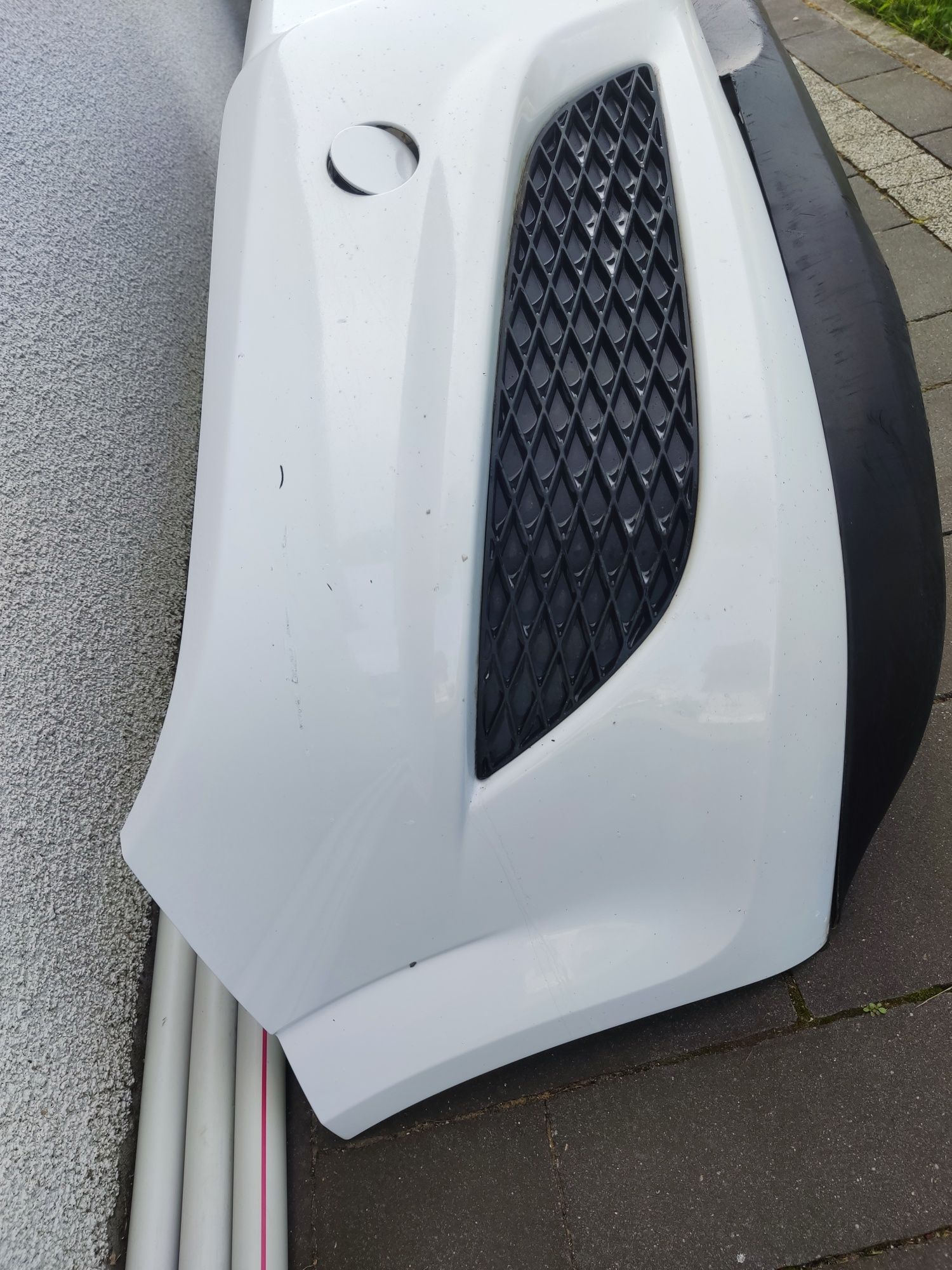 Zderzak przód przedni Opel Astra H kolor Z414