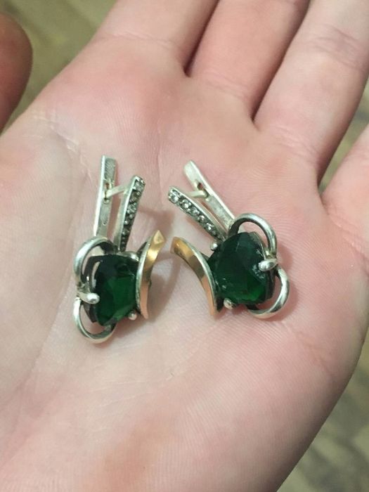 продам сережки