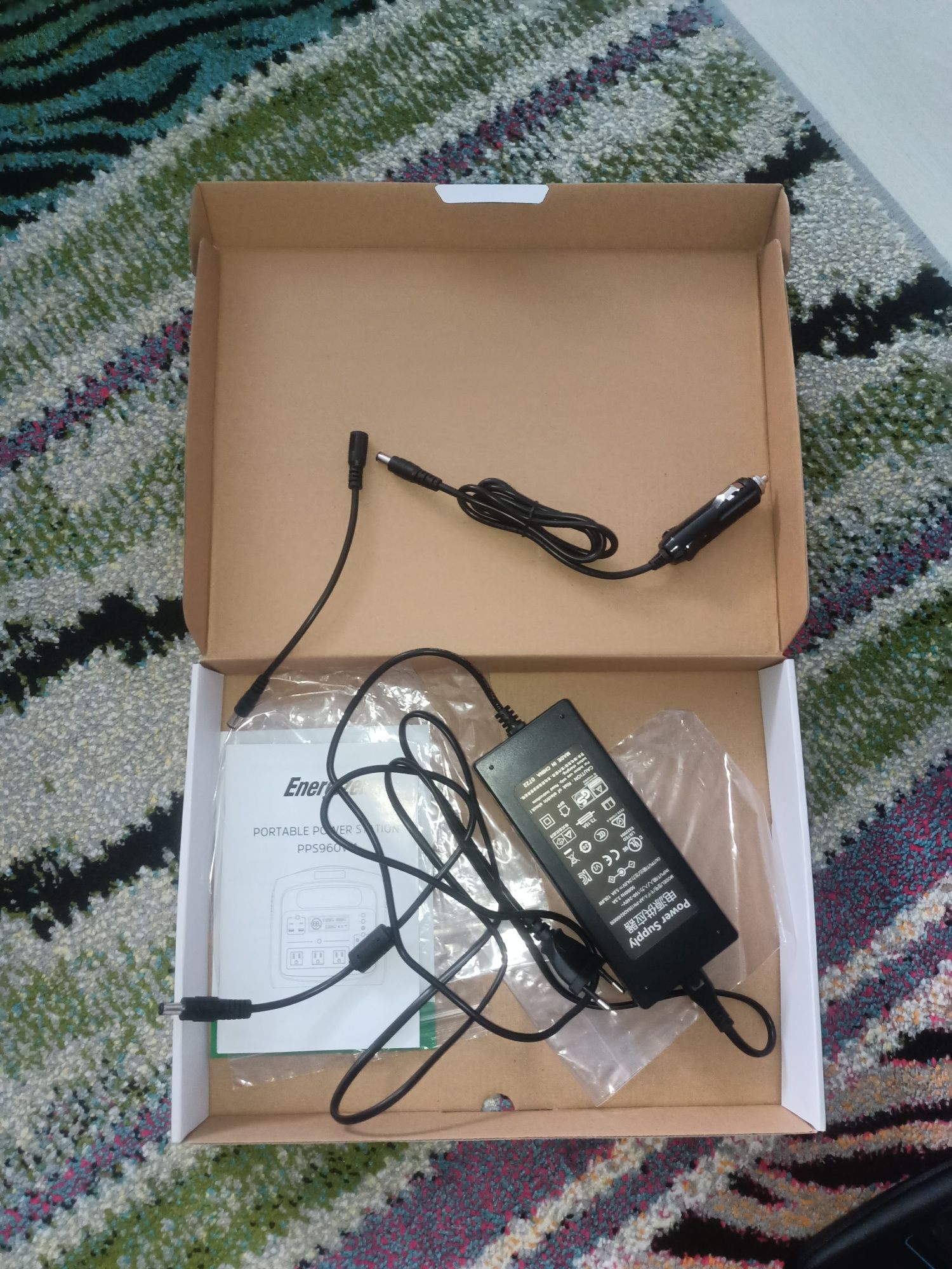 Зарядна станція Energizer PPS960W1