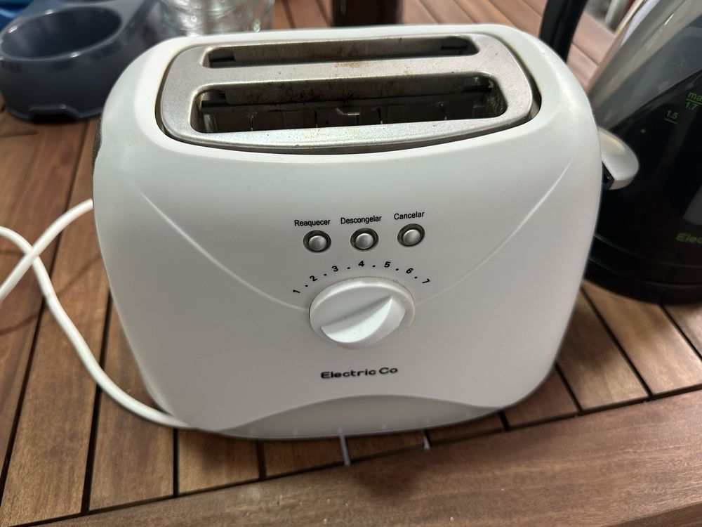 Cafeteira e torradeira