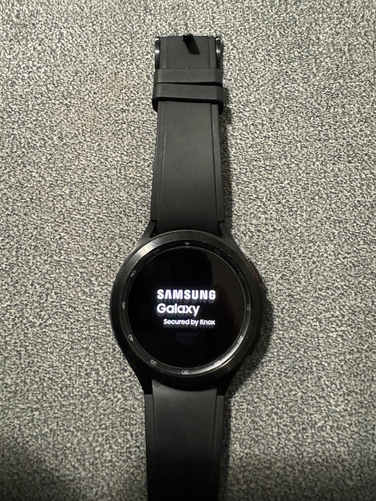 Smartwatch SAMSUNG Galaxy Watch 4 Classic 46mm Czarny SM-R890NZKAEUE