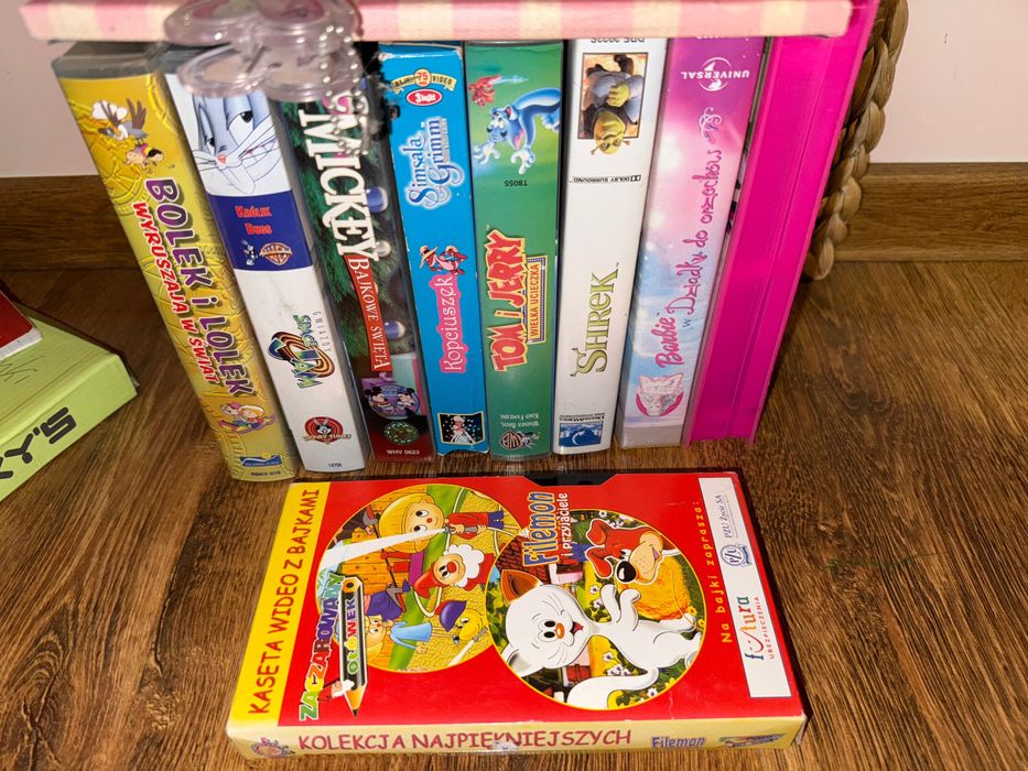 Kasety VHS bajki zestaw