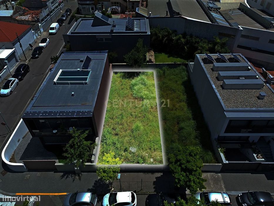 Terreno para construção de moradia no Centro de Espinho