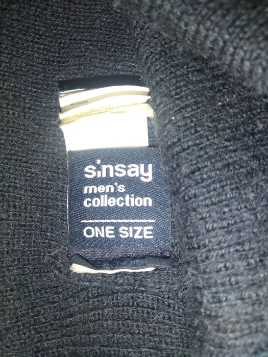 Продам срочно!ету колекцию шапку і сумочку