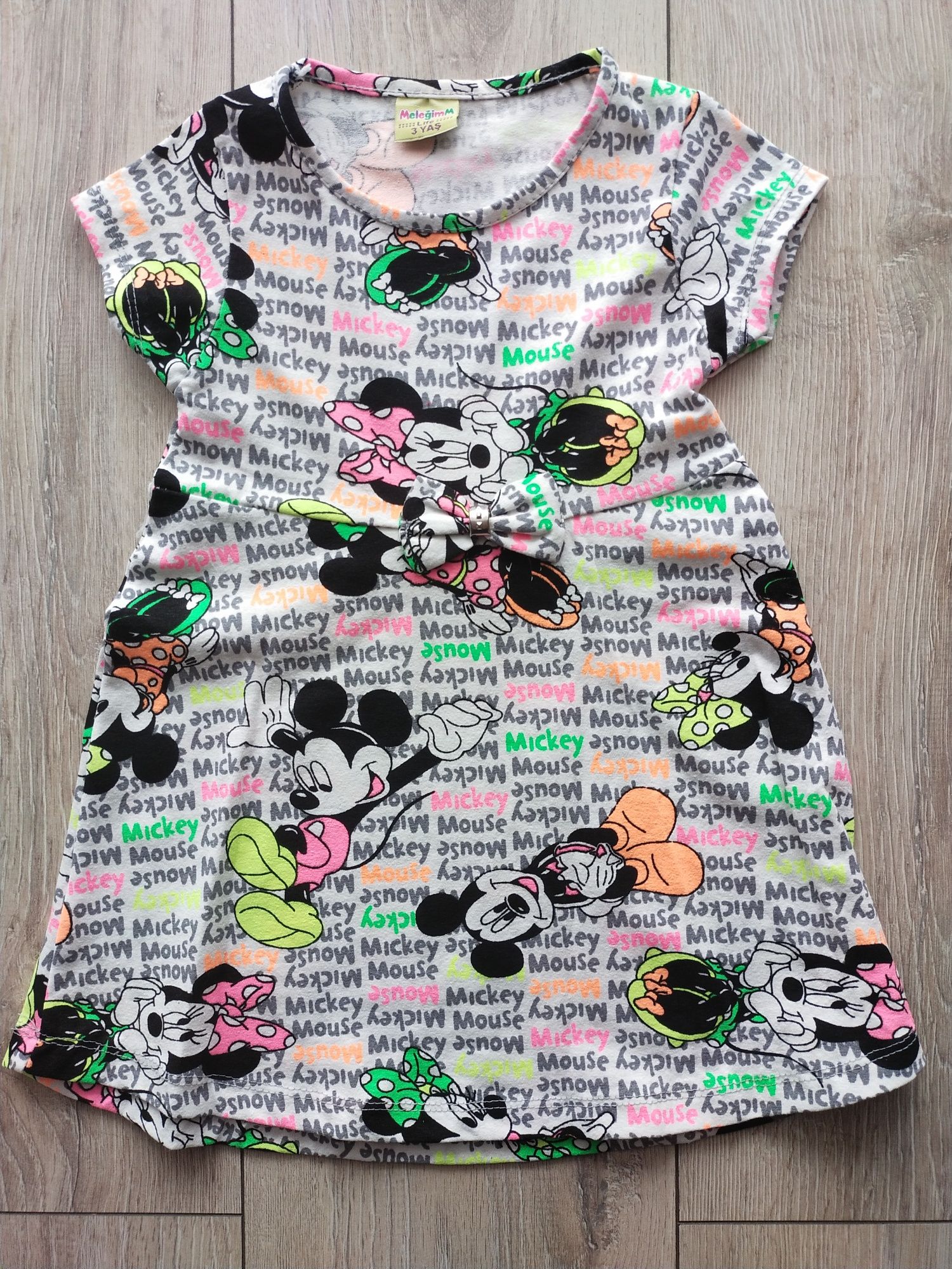 Bajkowe sukienki Myszka Minnie, Królik Bugs
