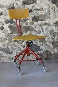 Krzesło biurowe PRL metalowe industrialne