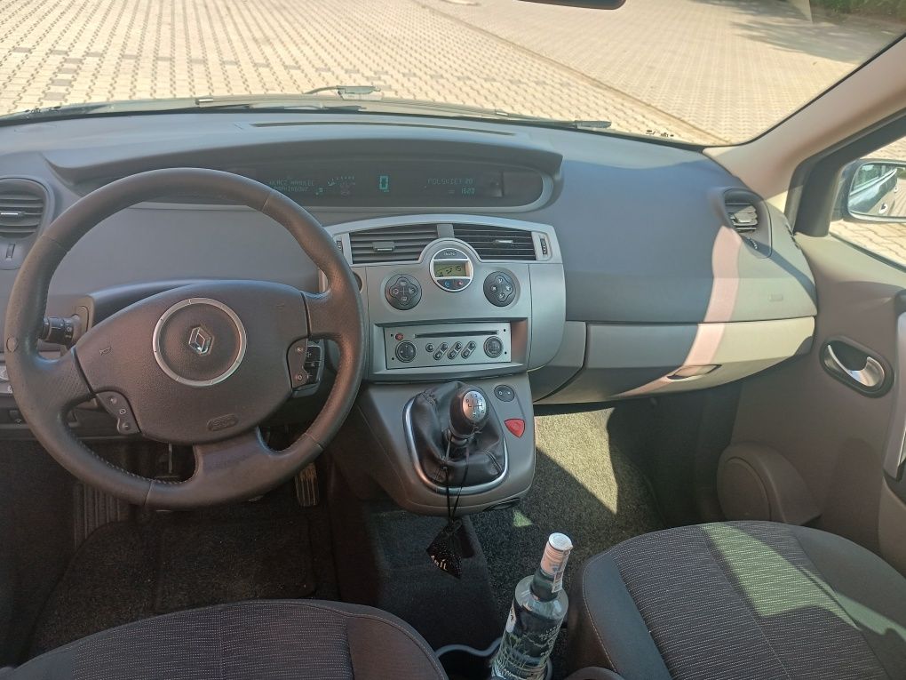 Renault Scenik* 2,0 dCi * 2007 rok