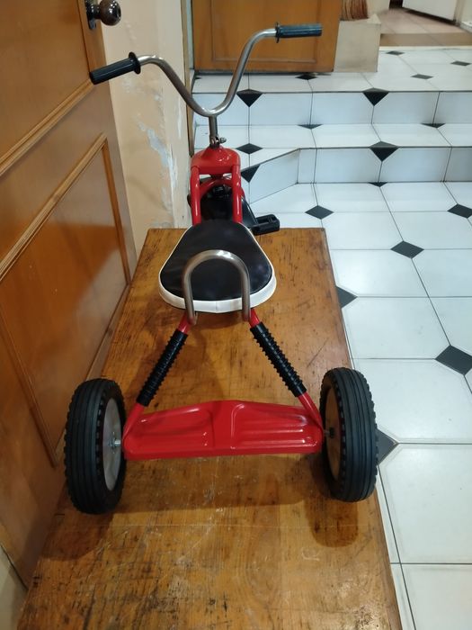 Велосипед Жук СССР детский трёхколёсный