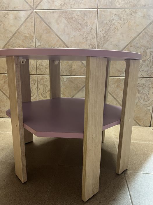 Stolik mały fioletowy