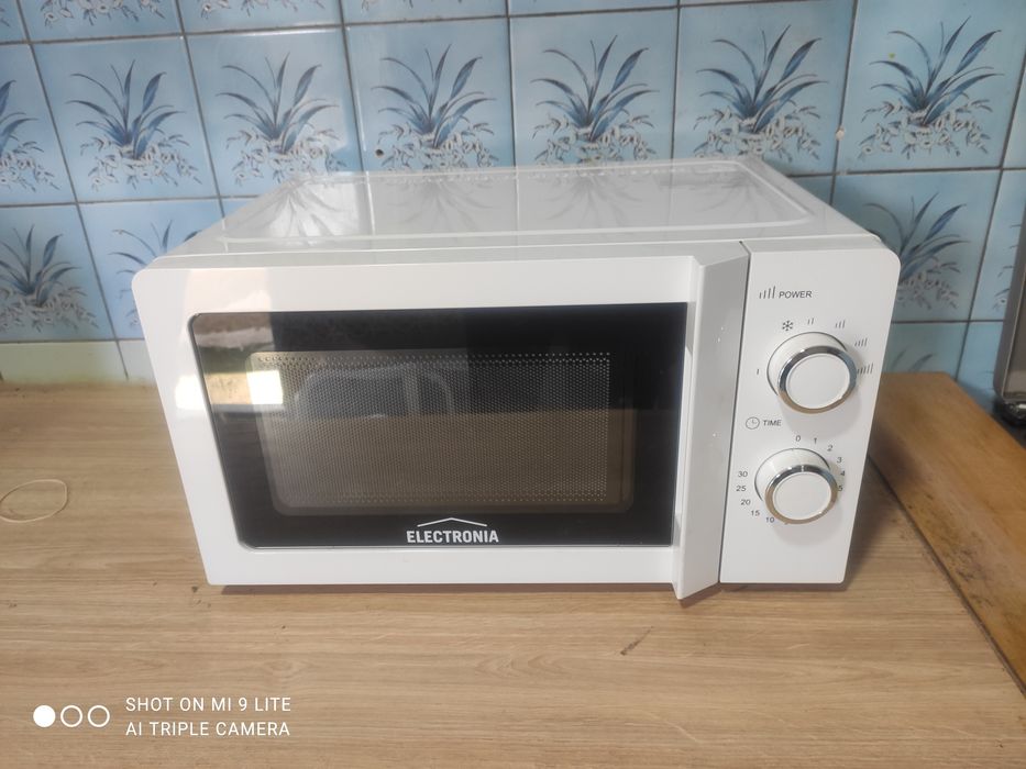 Microondas Eletronia
