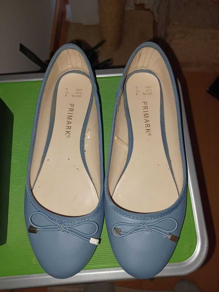 Sabrinas azuis claras